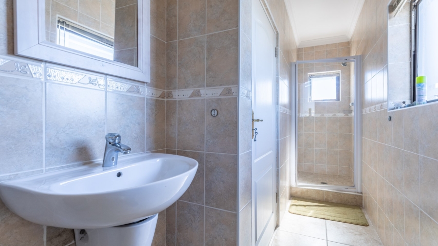4 Bedroom Property for Sale in Big Bay Western Cape
